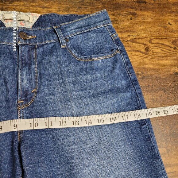 Vtg Levi's Jeans 10 Cuffed Capir Mid Rise Open Button Flap Medium Dark Wash Y2K - Picture 7 of 12